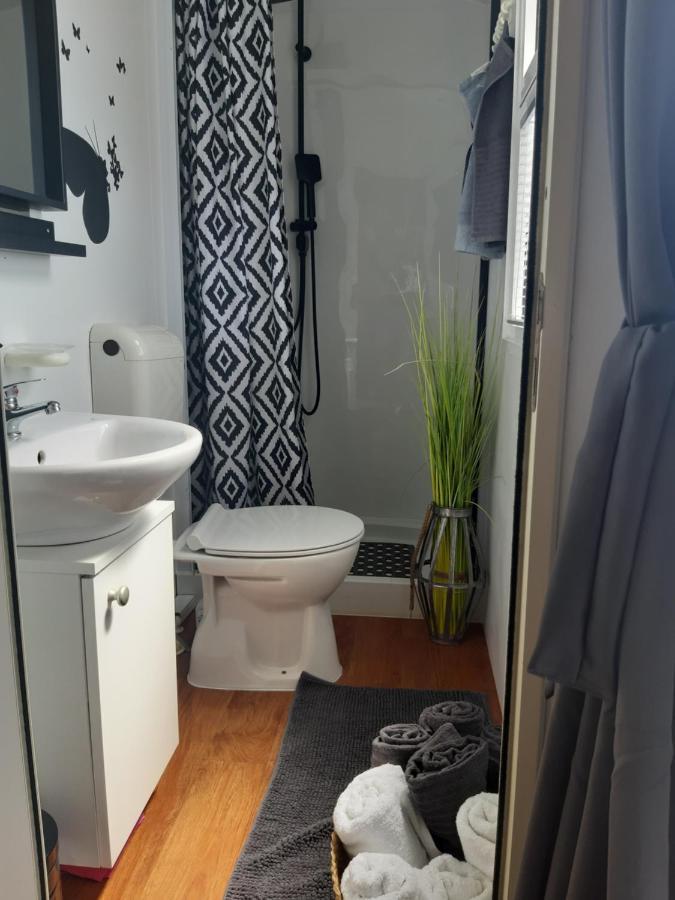 Mobile Home Apartment Camp 克罗诺维察 外观 照片