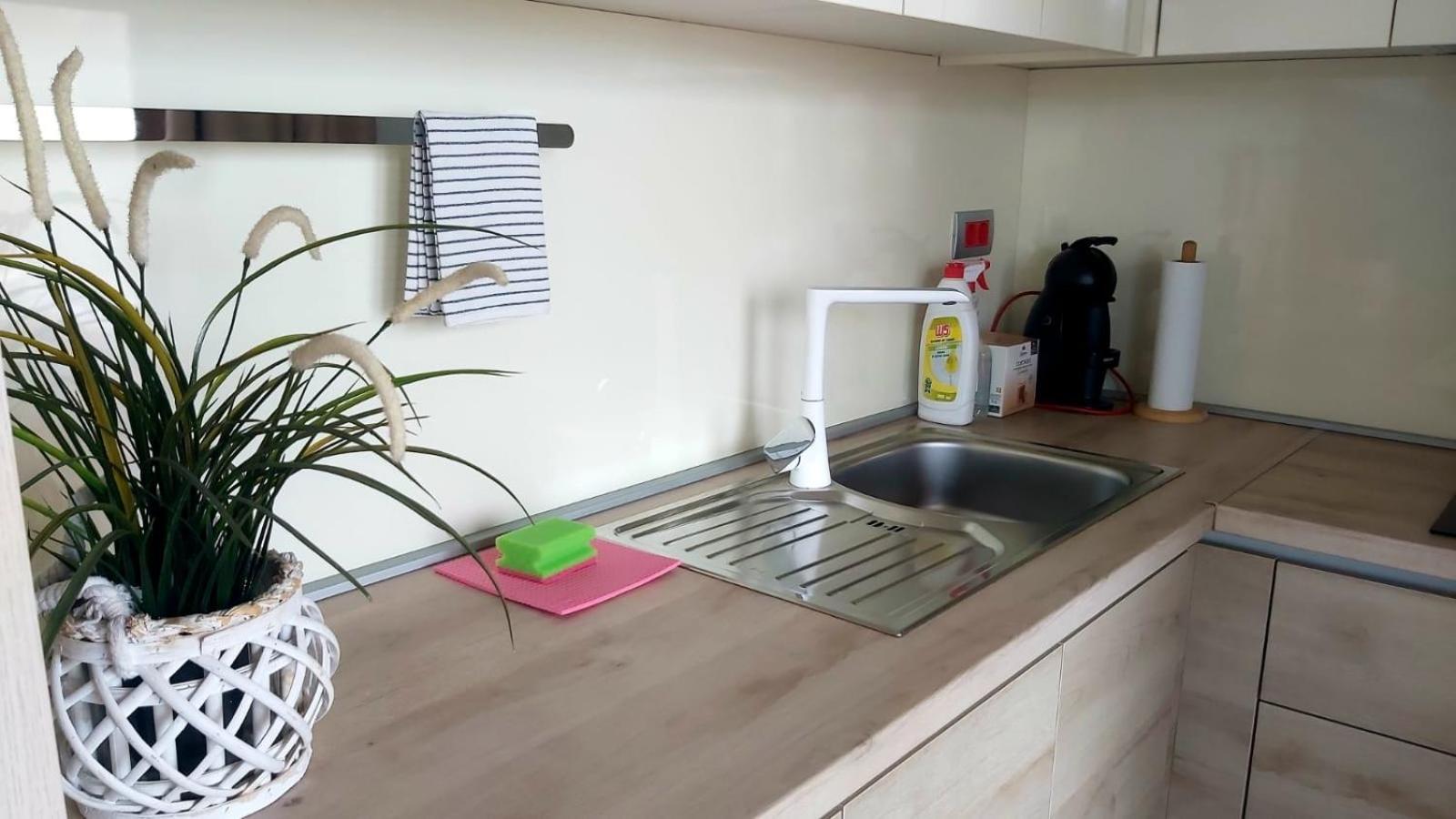 Mobile Home Apartment Camp 克罗诺维察 外观 照片